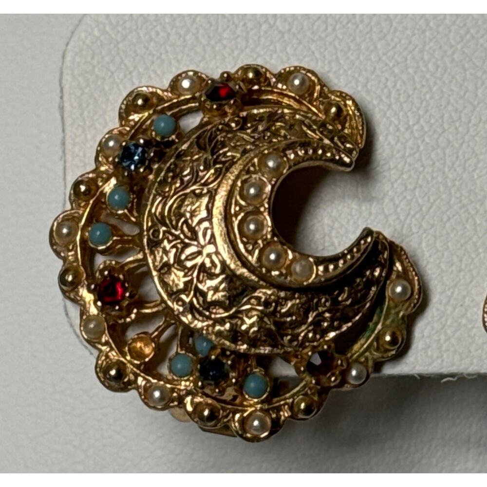 Vintage mid century Crown Brooch & clip on earrings by the Art Jewelry Company - Picture 6 of 13
